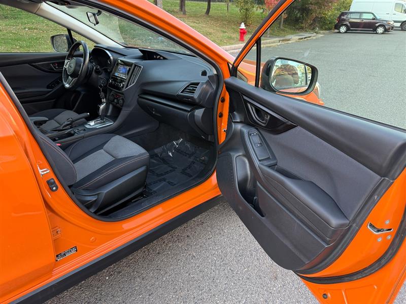 Vehicle photo 40