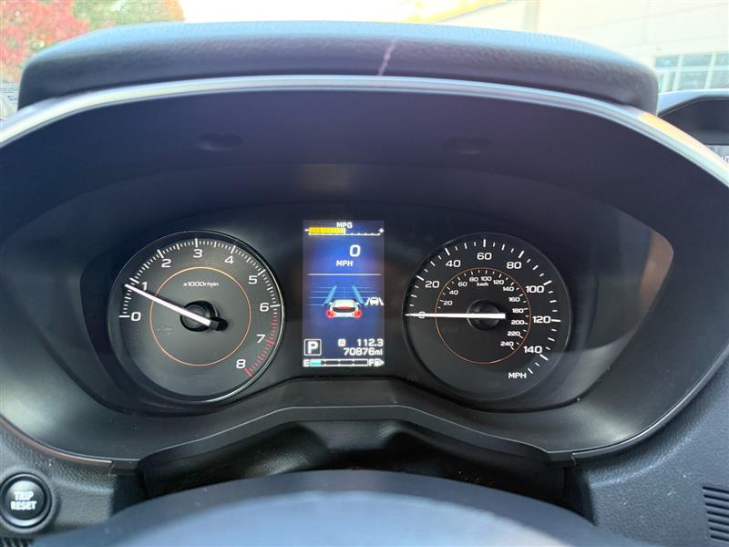 Vehicle photo 49