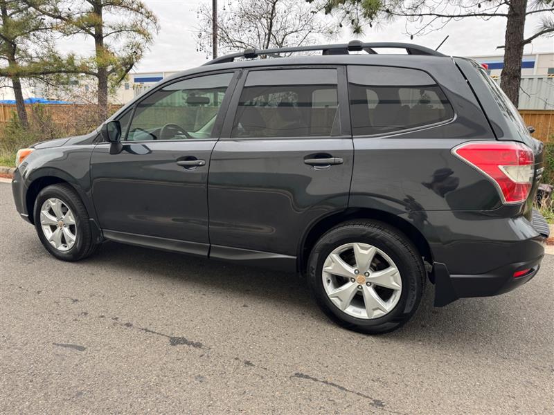 2014 Subaru Forester i Premium - Photo 10