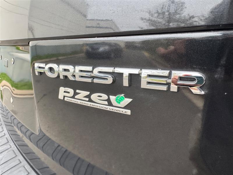 2014 Subaru Forester i Premium - Photo 14