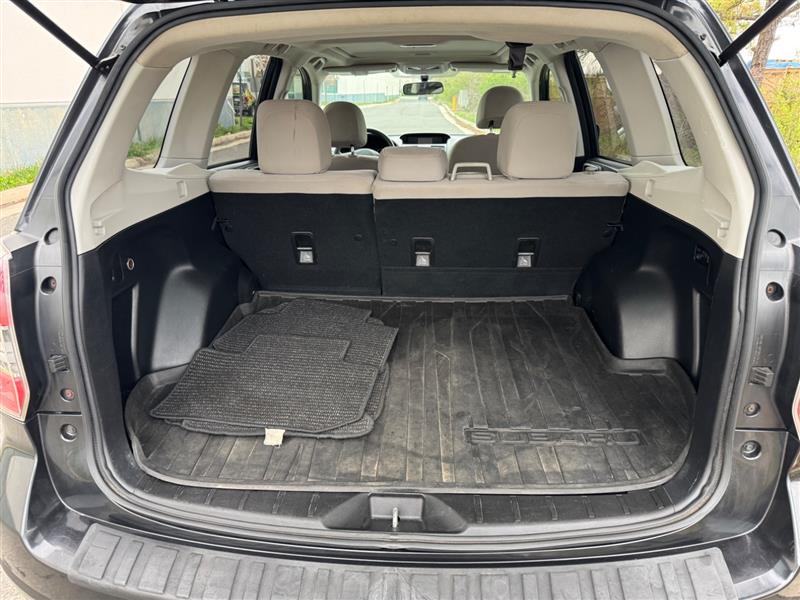 2014 Subaru Forester i Premium - Photo 16