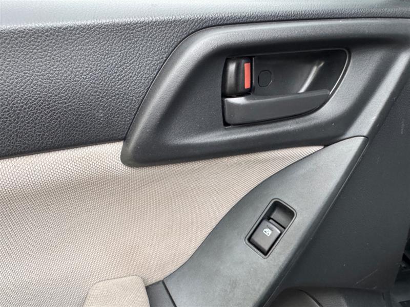 2014 Subaru Forester i Premium - Photo 36