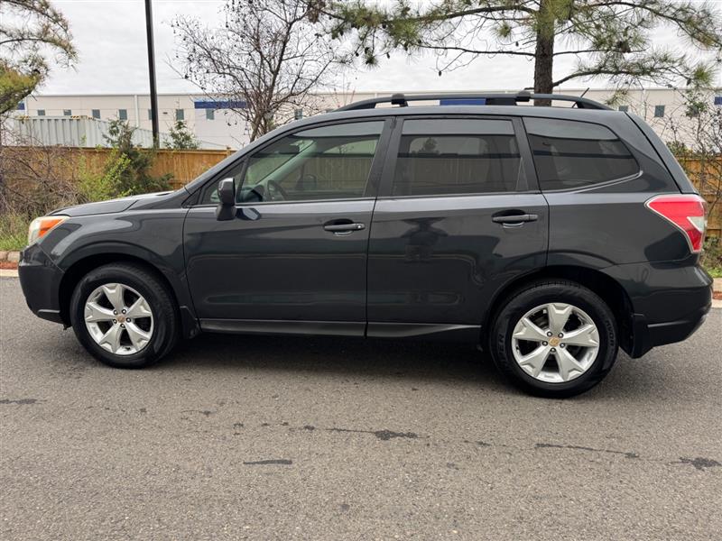2014 Subaru Forester i Premium - Photo 9
