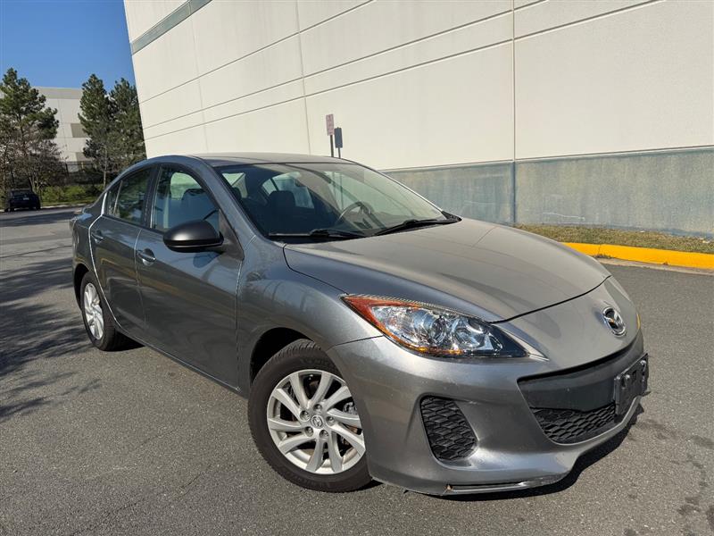 Vehicle photo 14