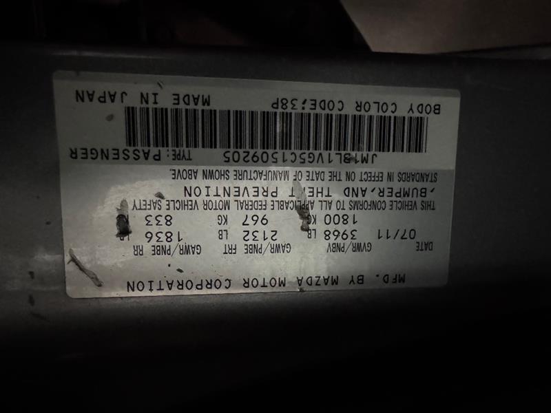 Vehicle photo 37