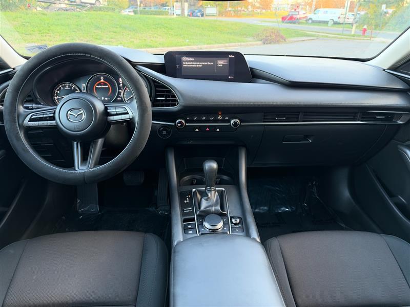 Vehicle photo 31