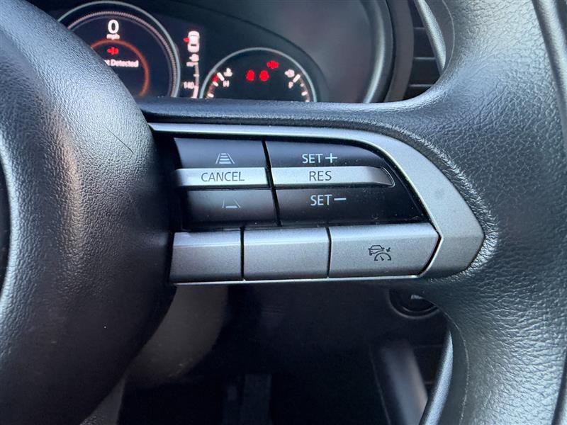 Vehicle photo 34