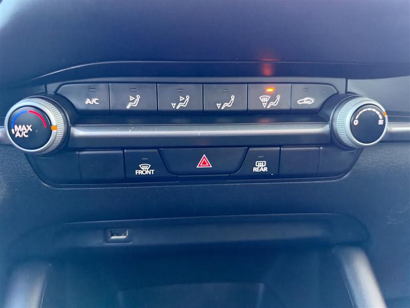 Vehicle photo 35