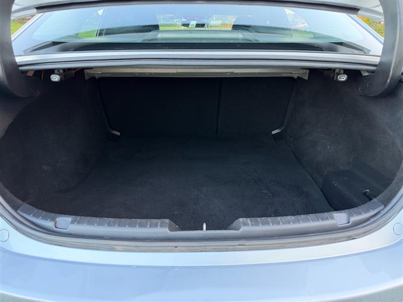 Vehicle photo 42