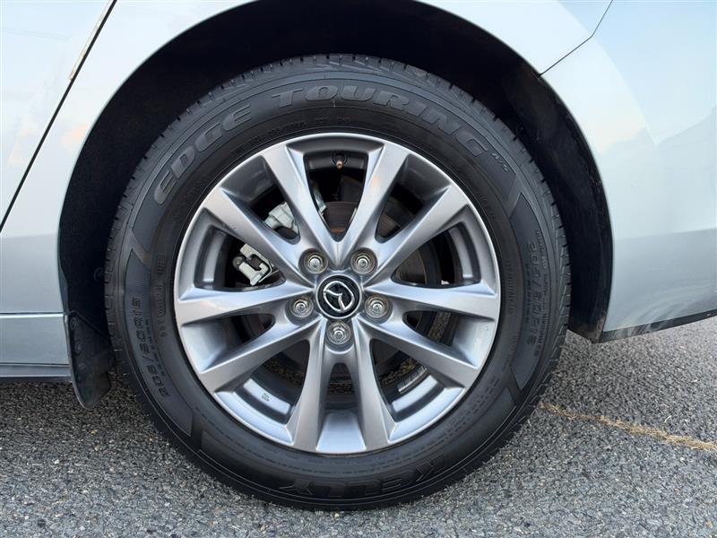 Vehicle photo 47