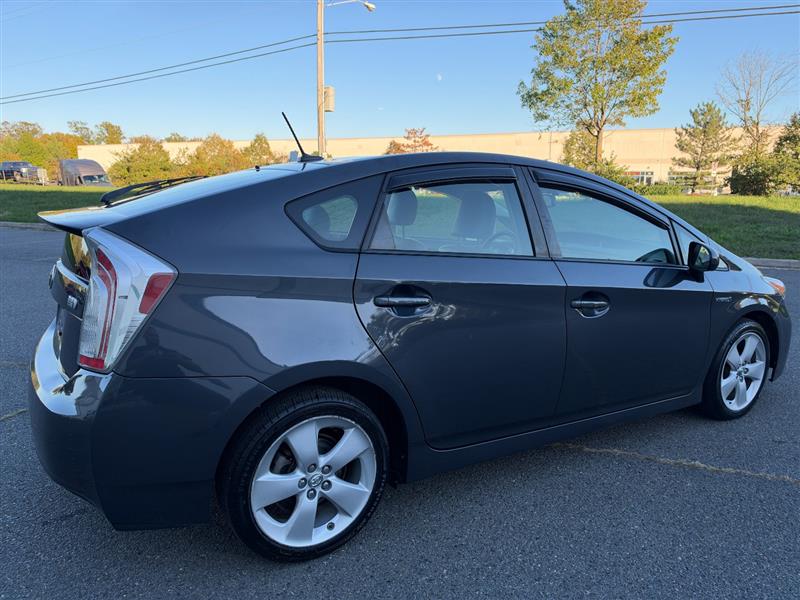 Vehicle photo 15