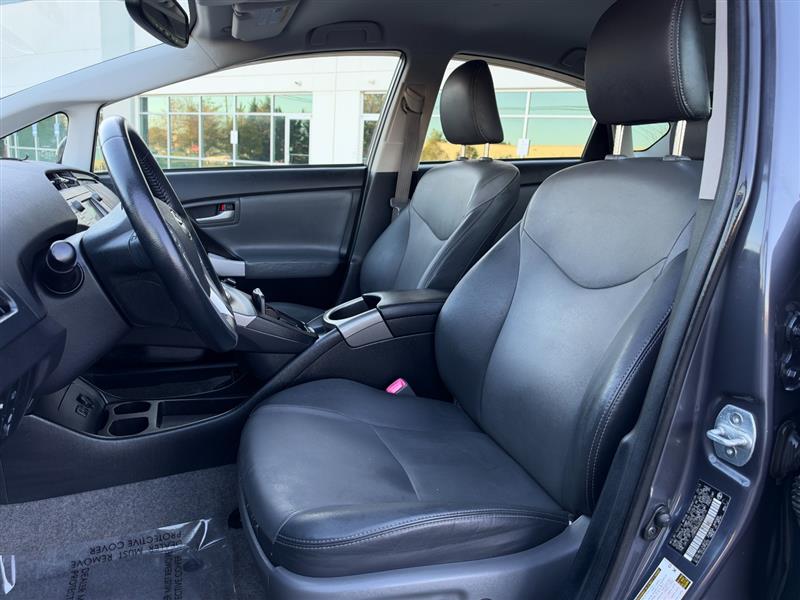 Vehicle photo 21