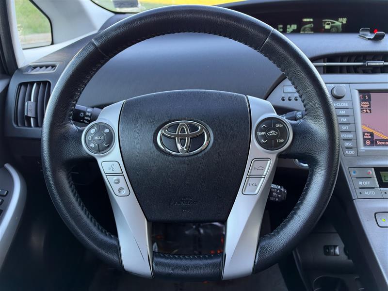 Vehicle photo 31