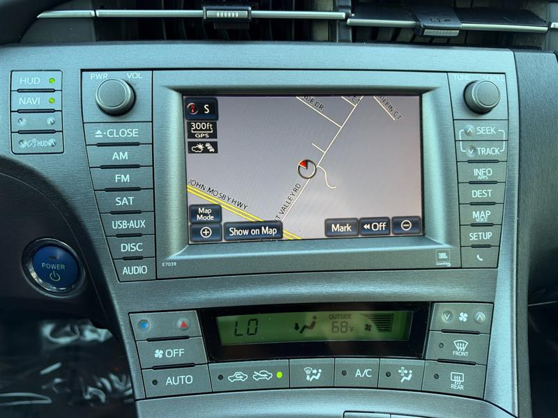 Vehicle photo 34