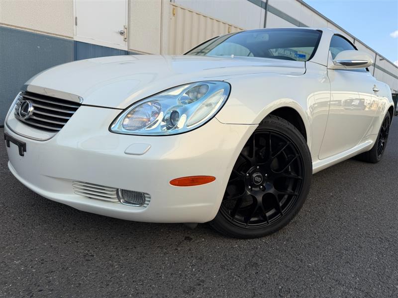 2003 Lexus SC 430's photo