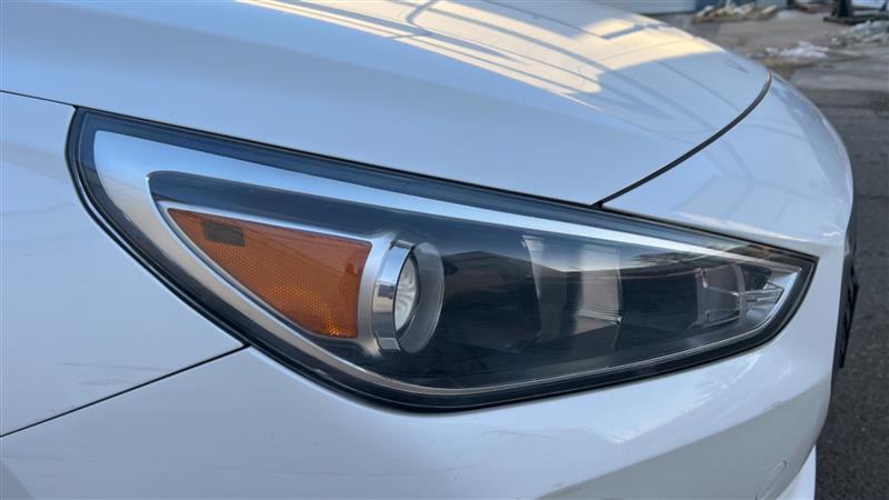 2018 Hyundai Elantra GT GT - Photo 14