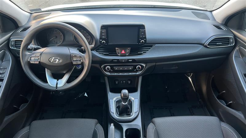 2018 Hyundai Elantra GT GT - Photo 25
