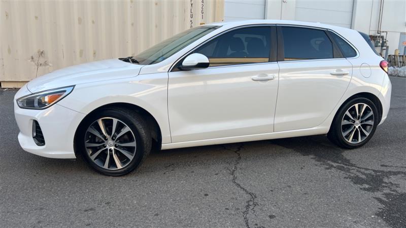 2018 Hyundai Elantra GT GT - Photo 4