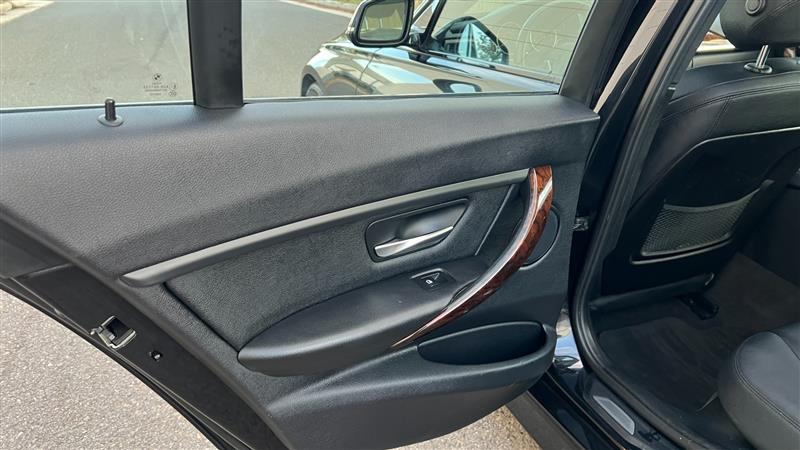 2014 BMW 3 Series 328i - Photo 25