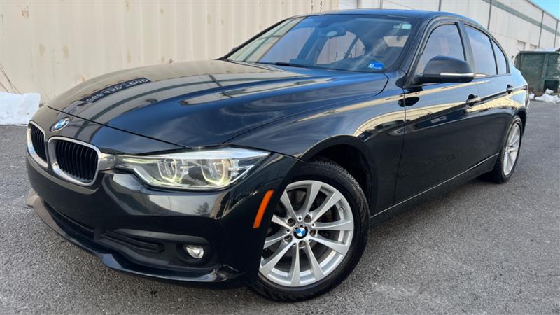 2018 BMW 3 Series 320i Sedan's photo
