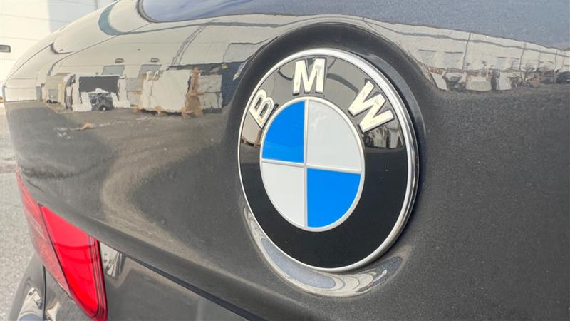 2018 BMW 5 Series 530e - Photo 11