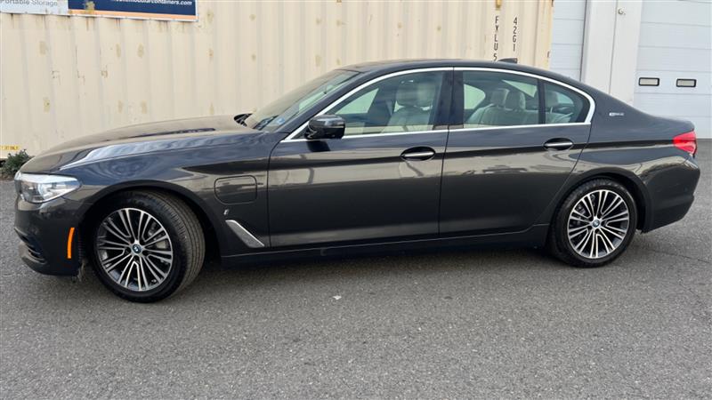 2018 BMW 5 Series 530e - Photo 5