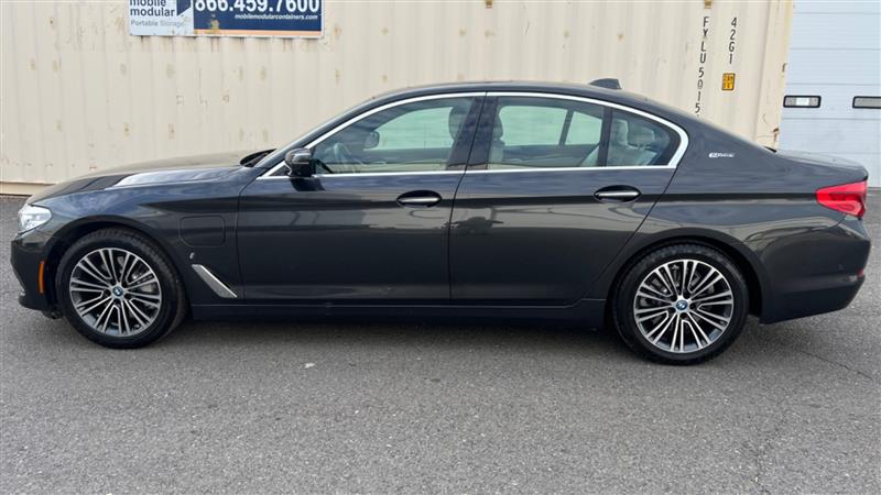 2018 BMW 5 Series 530e - Photo 6