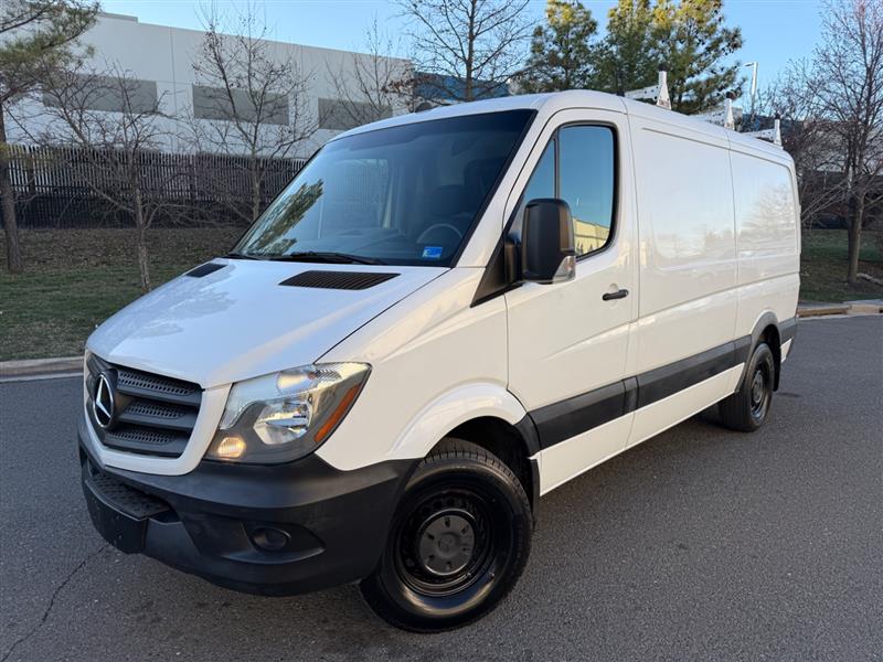 2017 Mercedes-Benz Sprinter 144 WB's photo