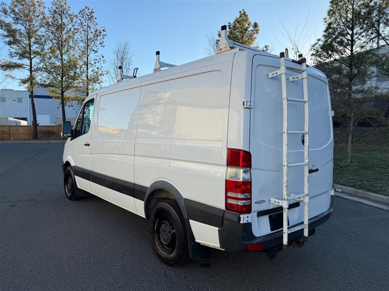 2017 Mercedes-Benz Sprinter WORKER Cargo Van Base - Photo 12