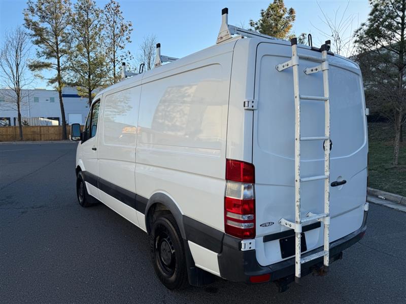 2017 Mercedes-Benz Sprinter WORKER Cargo Van Base - Photo 13