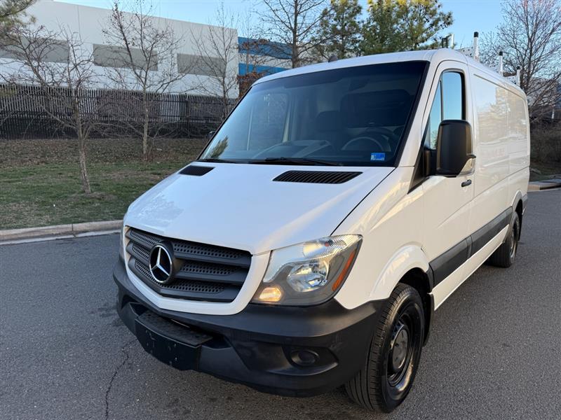 2017 Mercedes-Benz Sprinter WORKER Cargo Van Base - Photo 14