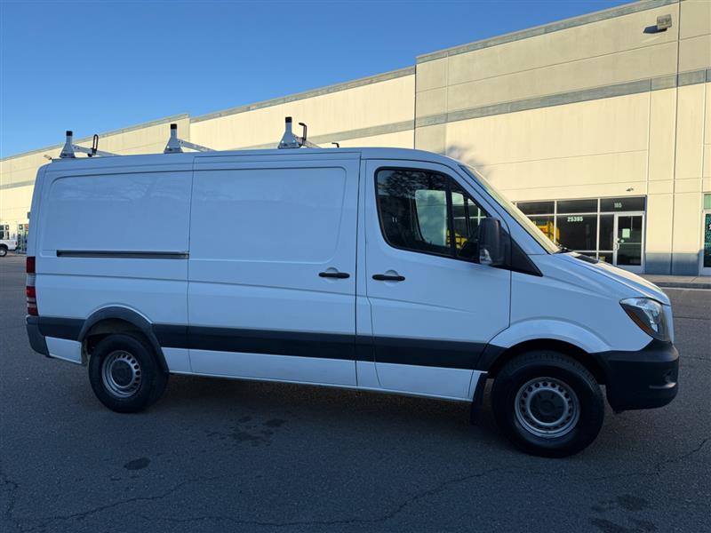 2017 Mercedes-Benz Sprinter WORKER Cargo Van Base - Photo 20