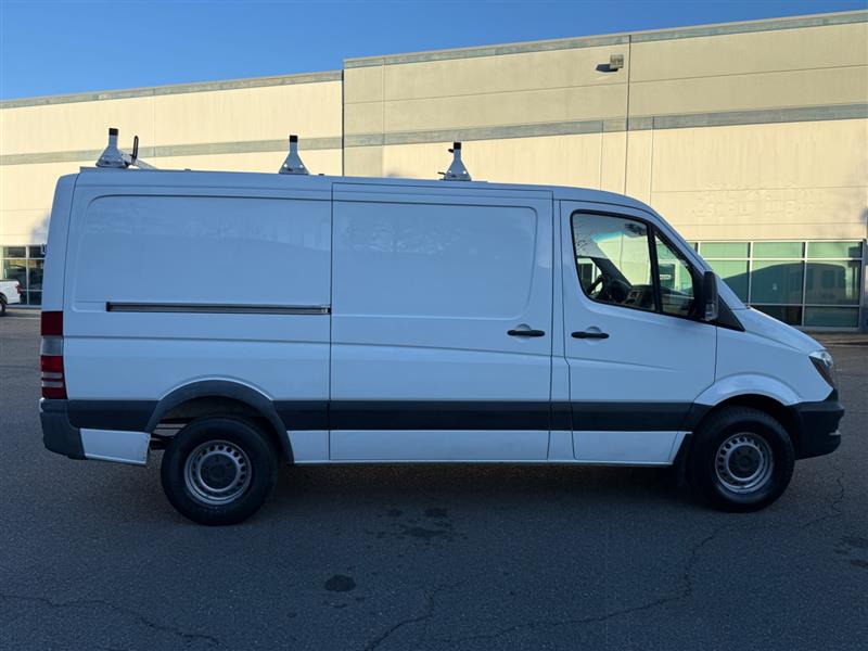 2017 Mercedes-Benz Sprinter WORKER Cargo Van Base - Photo 22