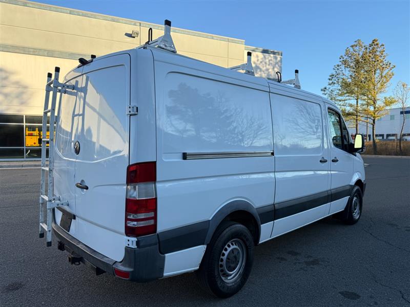 2017 Mercedes-Benz Sprinter WORKER Cargo Van Base - Photo 26