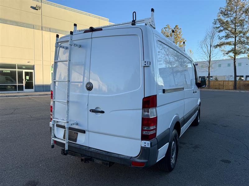 2017 Mercedes-Benz Sprinter WORKER Cargo Van Base - Photo 28