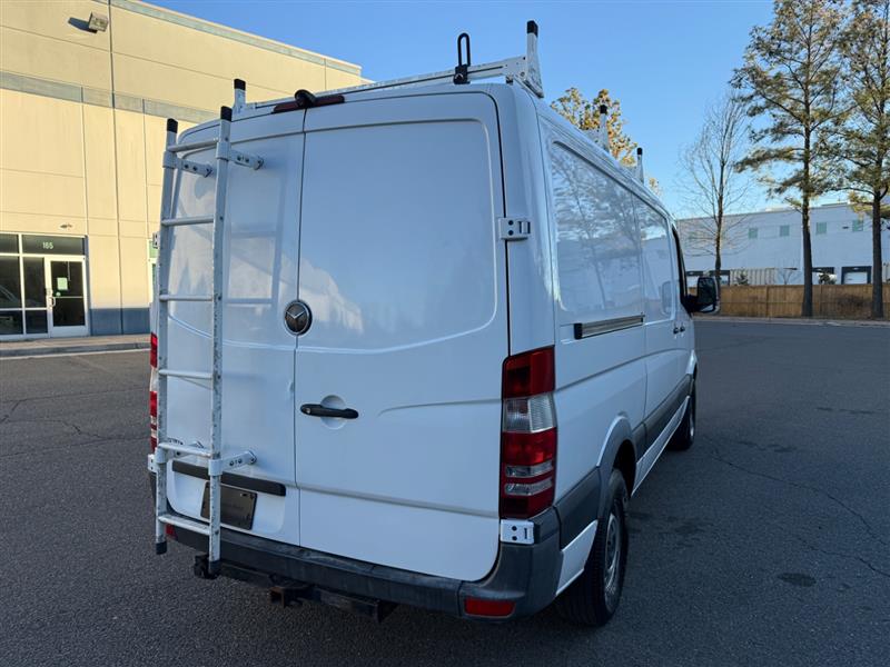 2017 Mercedes-Benz Sprinter WORKER Cargo Van Base - Photo 29