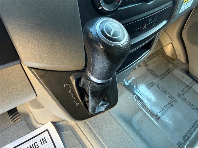 2017 Mercedes-Benz Sprinter WORKER Cargo Van Base - Photo 40