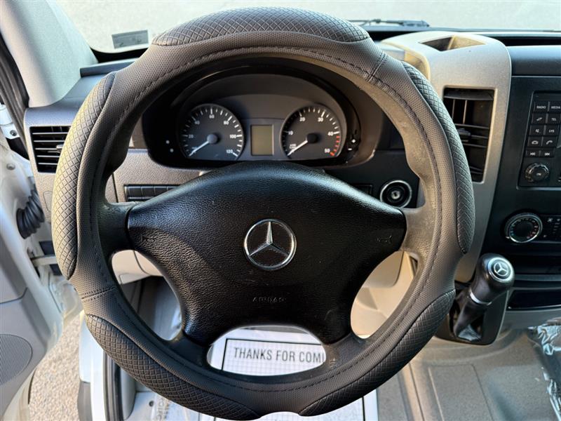 2017 Mercedes-Benz Sprinter WORKER Cargo Van Base - Photo 44