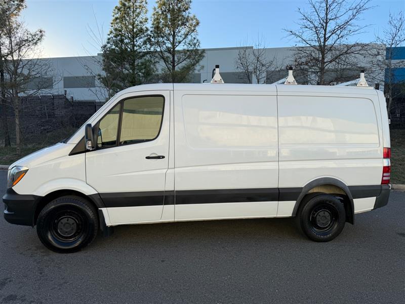 2017 Mercedes-Benz Sprinter WORKER Cargo Van Base - Photo 6