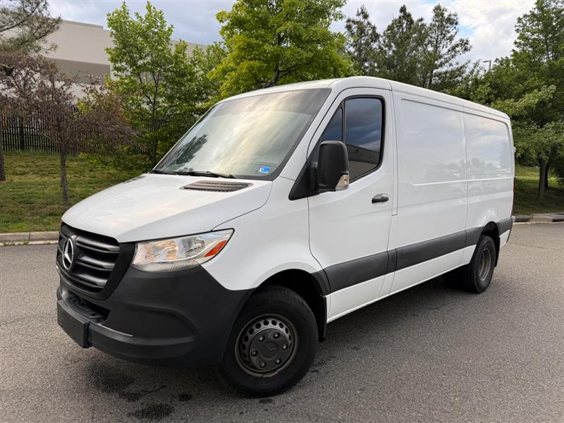 2019 Mercedes-Benz Sprinter 3500XD 144 WB's photo
