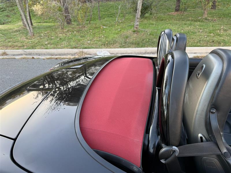 Vehicle photo 37