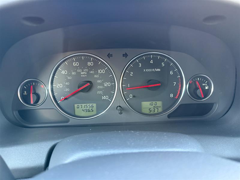 Vehicle photo 42
