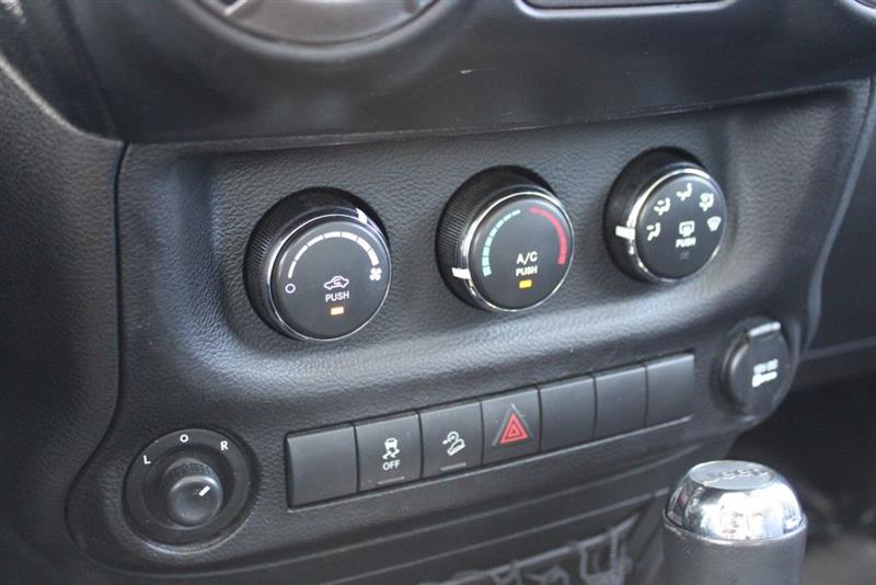 2017 JEEP WRANGLER SPORT