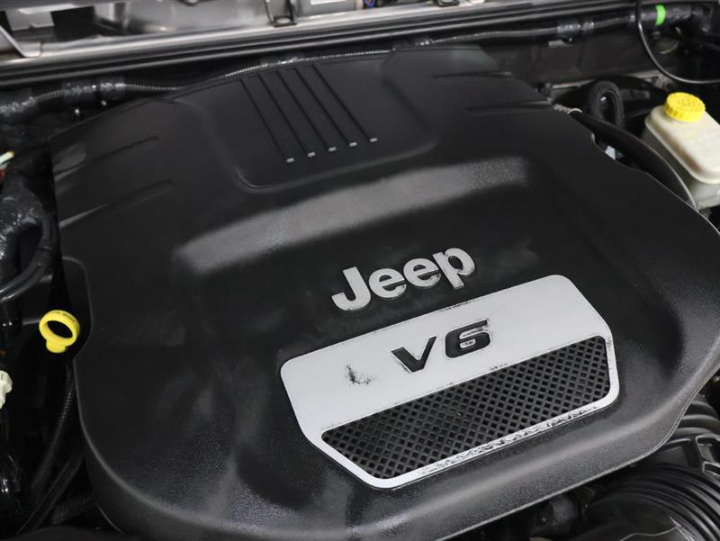2015 JEEP WRANGLER SAHARA