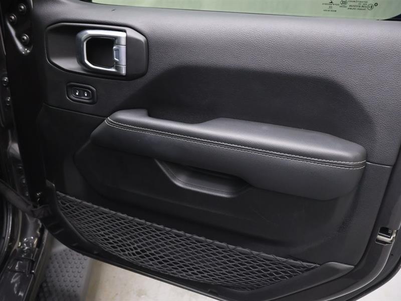 2022 JEEP WRANGLER 4XE Unlimited Sahara
