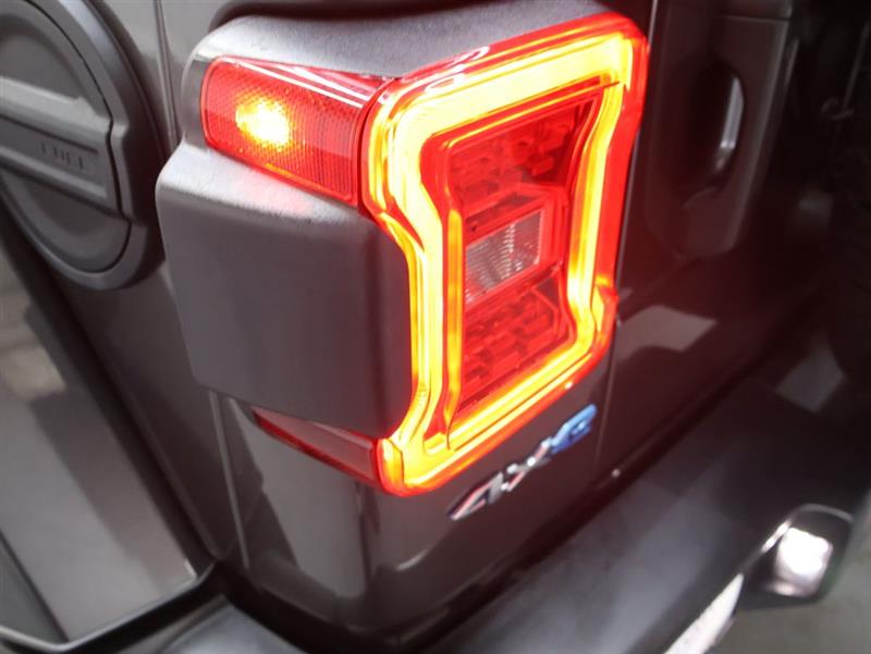2022 JEEP WRANGLER 4XE Unlimited Sahara