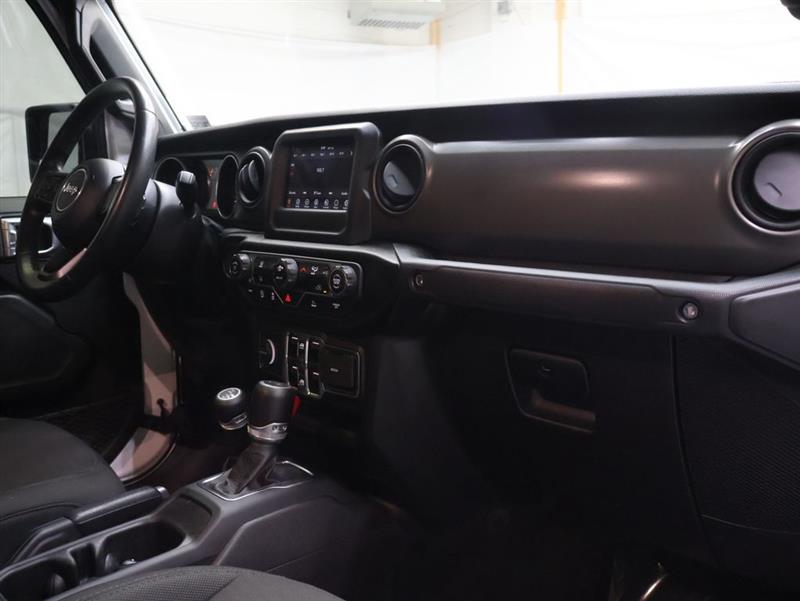 2022 JEEP GLADIATOR SPORT S