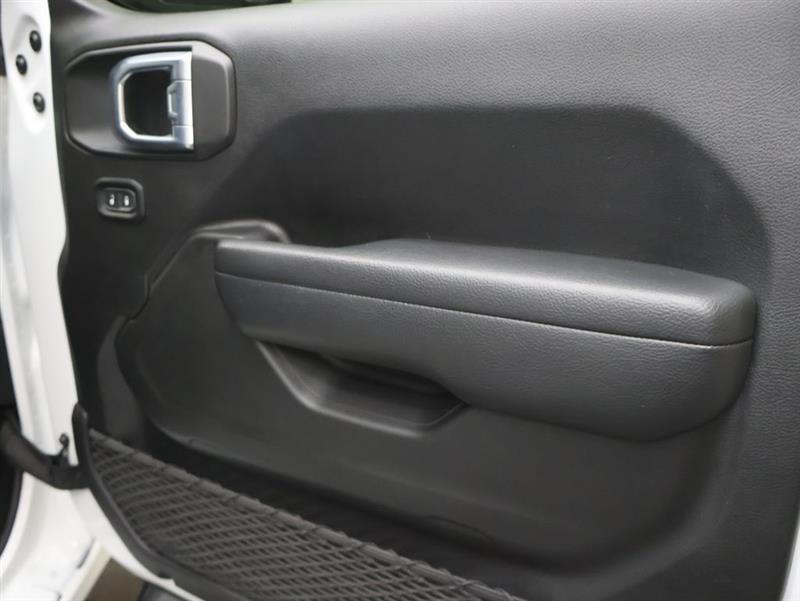 2022 JEEP GLADIATOR SPORT S