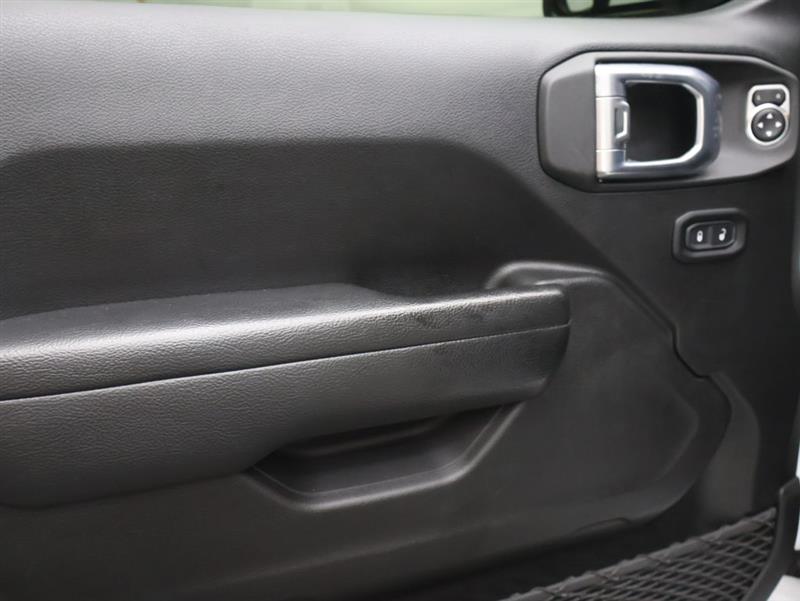 2022 JEEP GLADIATOR SPORT S
