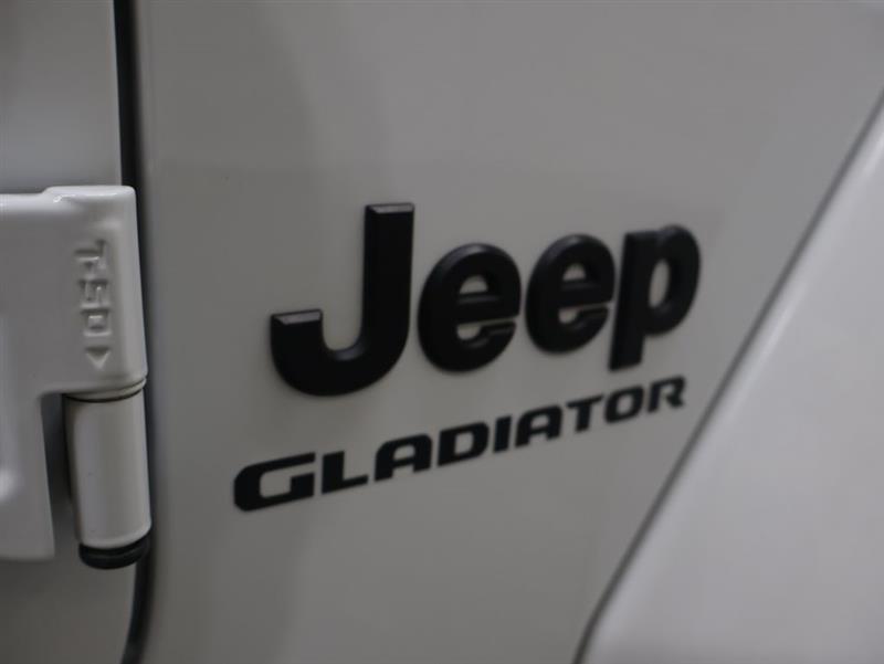 2022 JEEP GLADIATOR SPORT S
